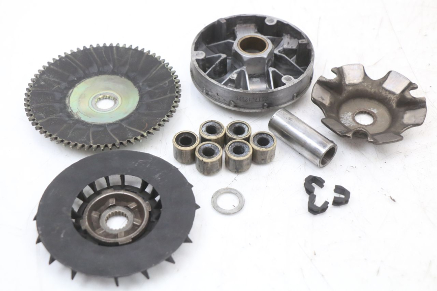 photo de VARIATOR PIAGGIO LIBERTY 4T 50 (2018 - 2021) - Hoofdaanzicht