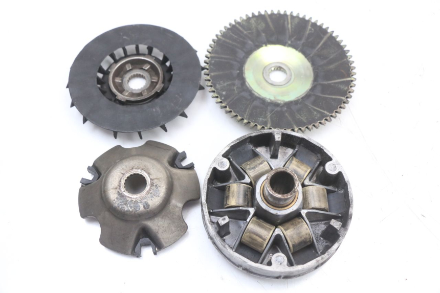 photo de VARIATOR PIAGGIO LIBERTY 4T 50 (2018 - 2021) - Detail van het onderdeel