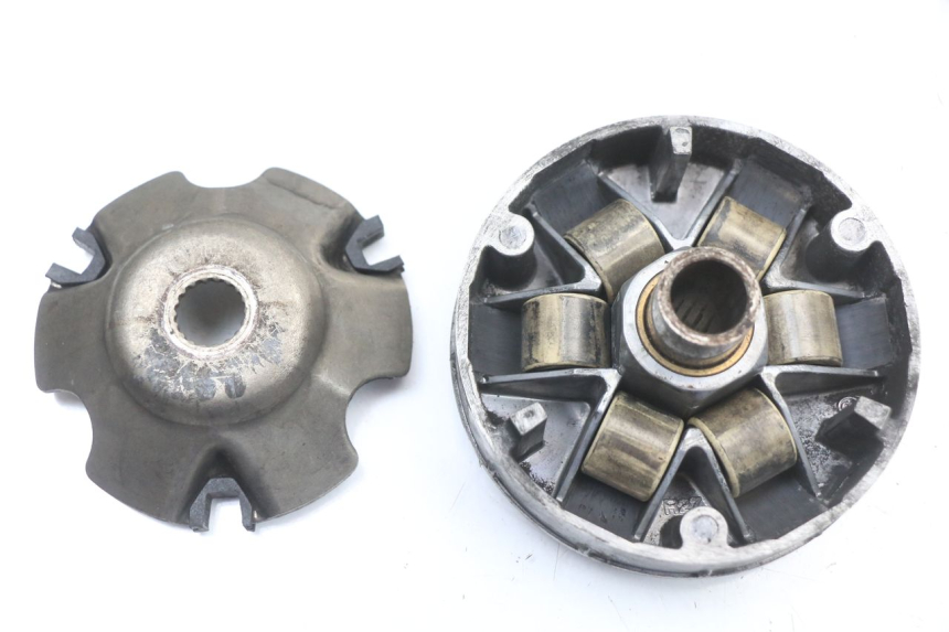 photo de VARIATOR PIAGGIO LIBERTY 4T 50 (2018 - 2021) - Zoom op gebruiksstaat