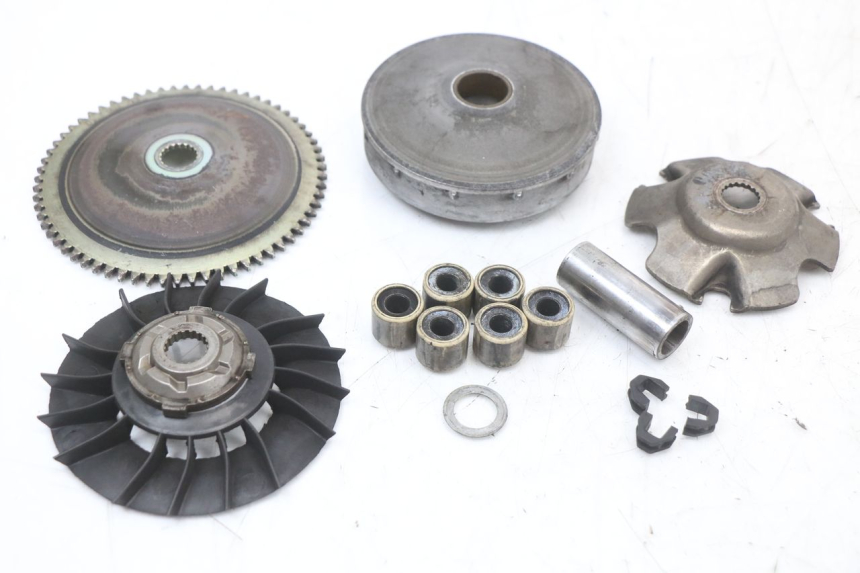 photo de VARIATOR PIAGGIO LIBERTY 4T 50 (2018 - 2021) - Andere kijkhoek