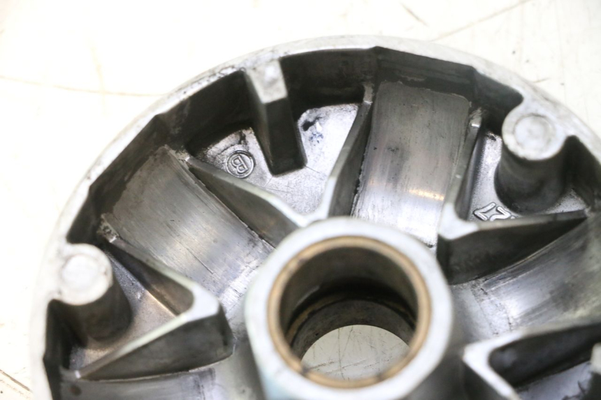 photo de VARIATOR PIAGGIO LIBERTY IGET 4T 50 (2021 - 2025) - Zoom op gebruiksstaat