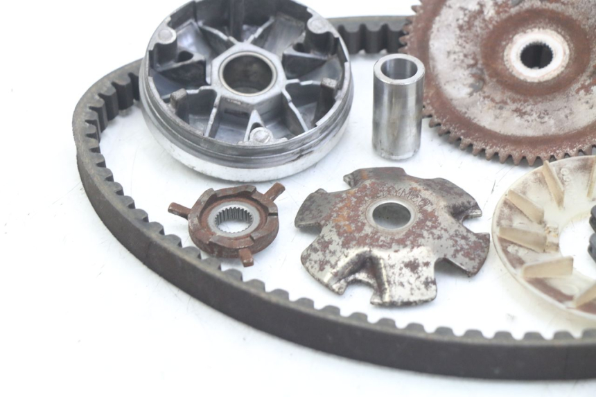 photo de VARIATOR KYMCO LIKE 4T 50 (2009 - 2018) - Bevestigingspunten