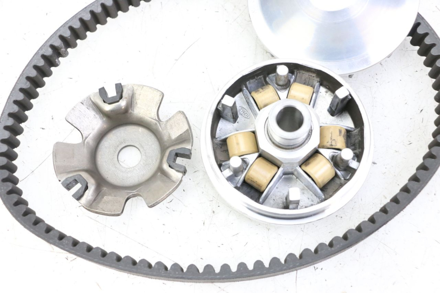 photo de VARIATOR LONGJIA SHARPY 125 (2020 - 2024) - Andere kijkhoek