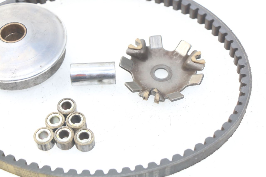 photo de VARIATOR PEUGEOT LUDIX 50 (2008 - 2017) - Zoom op gebruiksstaat