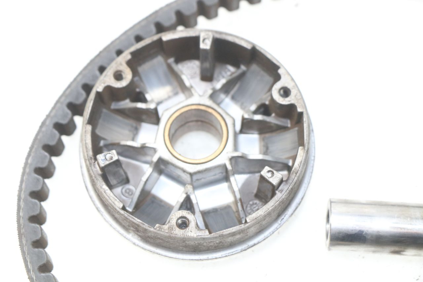 photo de VARIATOR PEUGEOT LUDIX 50 (2008 - 2017) - Bevestigingspunten