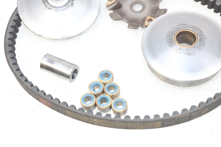 photo de VARIATOR PEUGEOT LUDIX 50 (2008 - 2017) - Andere kijkhoek