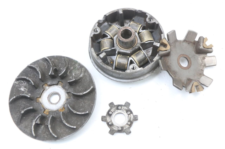 photo de VARIATOR PEUGEOT LUDIX 50 (2008 - 2017) - Hoofdaanzicht