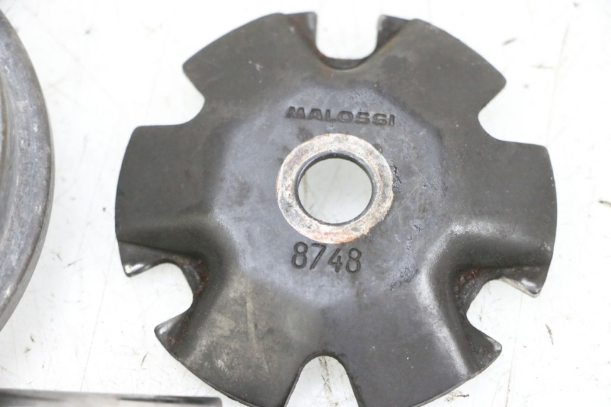 photo de VARIATOR PEUGEOT LUDIX 50 (2005 - 2007) - Kenmerkende details