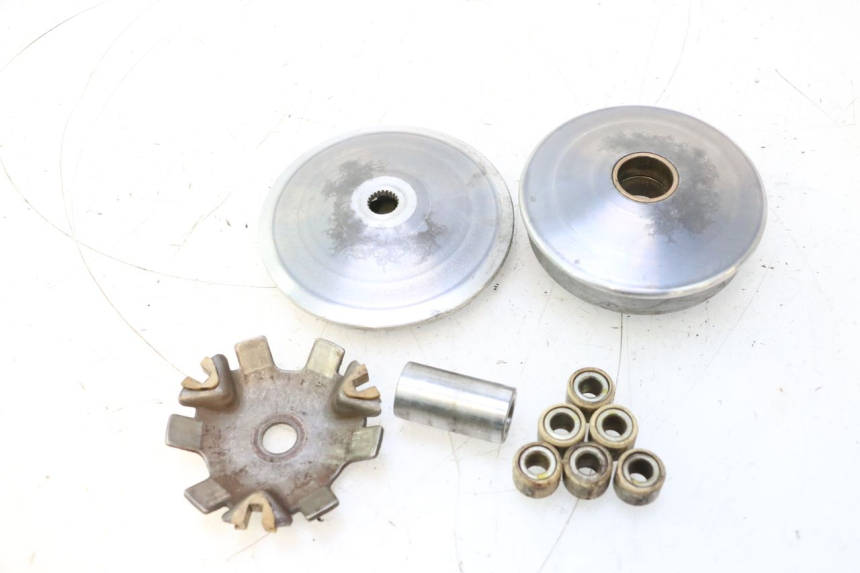 photo de VARIATOR PEUGEOT LUDIX ONE 50 (2004 - 2013) - Zoom op gebruiksstaat