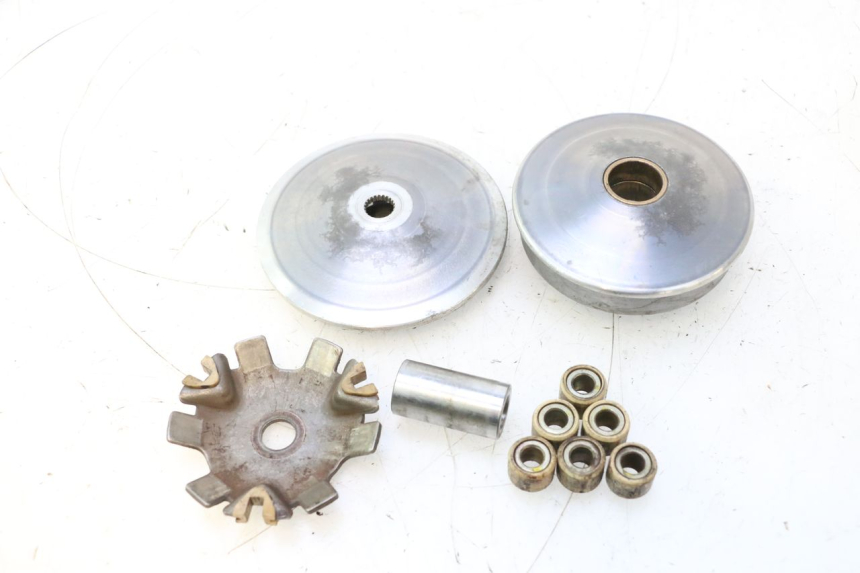 photo de VARIATOR PEUGEOT LUDIX ONE 50 (2004 - 2013) - Bevestigingspunten