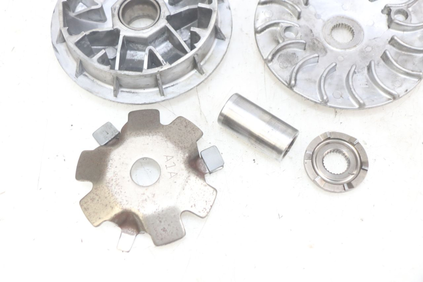 photo de VARIATOR SYM MIO 50 (2011 - 2017) - Gecontroleerd onderdeel