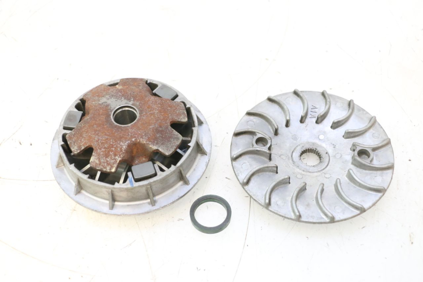 photo de VARIATOR SYM MIO 50 (2005 - 2010) - Detail van het onderdeel