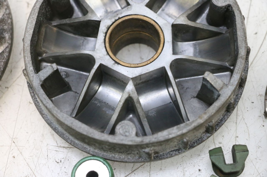 photo de VARIATOR PIAGGIO MP3 RL 250 (2006 - 2010) - Kenmerkende details