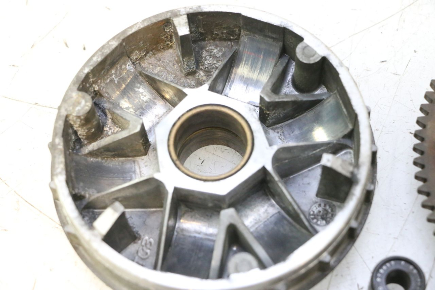 photo de VARIATOR PIAGGIO MP3 125 (2006 - 2014) - Zoom op componenten