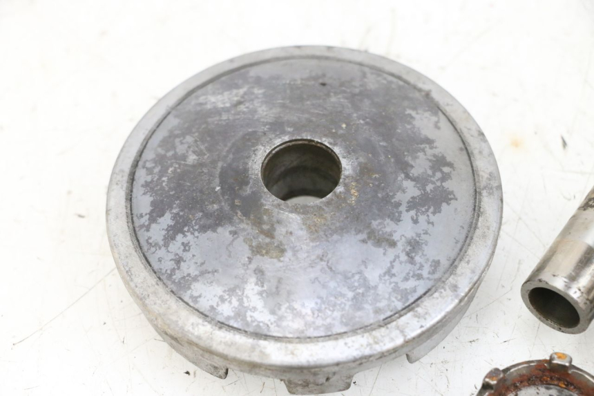 photo de VARIATOR YAMAHA NEO'S NEOS 2T 50 (1998 - 2007) - Bevestigingspunten