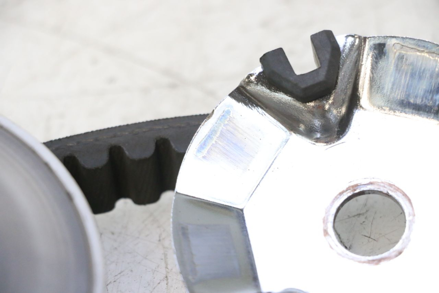 photo de VARIATOR KYMCO LIKE 4T 50 (2019 - 2025) - Bevestigingspunten