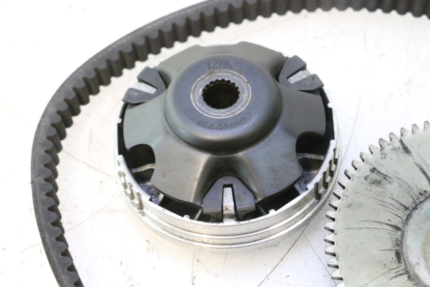 photo de VARIATOR PIAGGIO NEW TYPHOON 50 (2018 - 2021) - Zoom op componenten