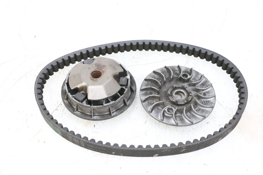 photo de VARIATOR SYM ORBIT 2 4T 50 (2008 - 2017) - Detail van het onderdeel