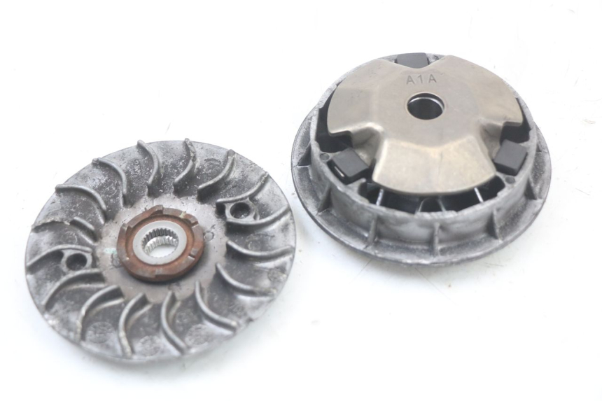 photo de VARIATOR SYM ORBIT III 3 4T 50 (2018 - 2021) - Detail van het onderdeel