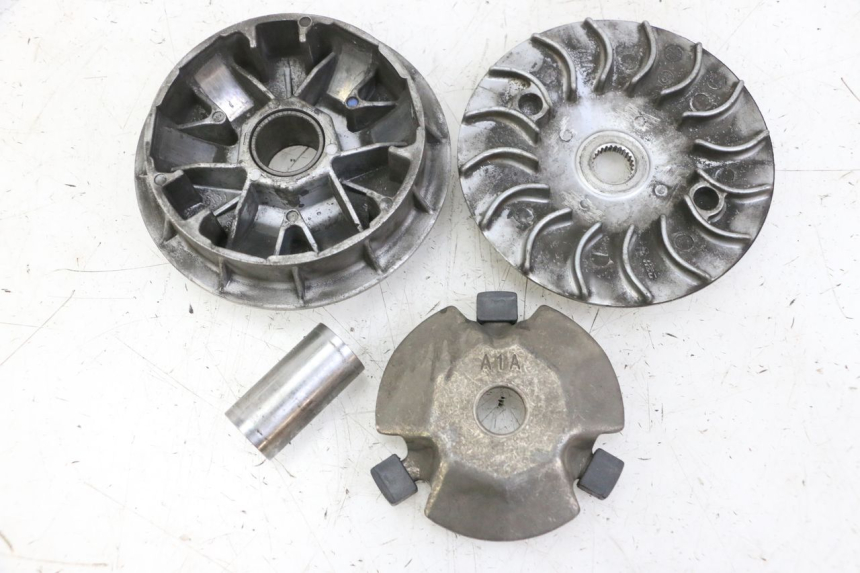 photo de VARIATOR SYM ORBIT III 3 4T 50 (2018 - 2021) - Technische close-up