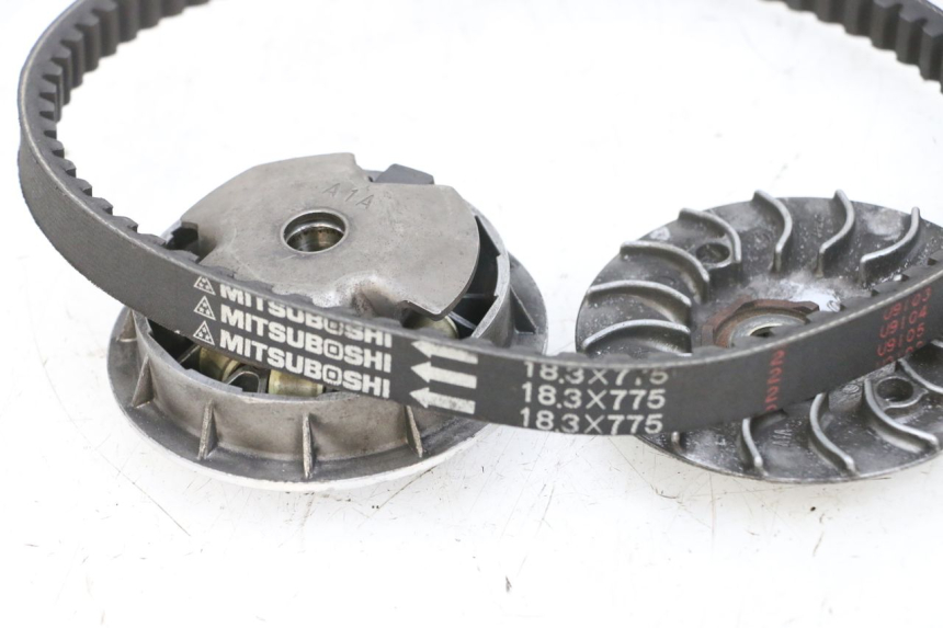 photo de VARIATOR SYM ORBIT III 3 4T 50 (2021 - 2025) - Detail van het onderdeel