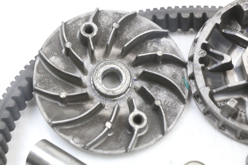 photo de VARIATOR HONDA PCX (JF47) 125 (2012 - 2013) - Zoom op gebruiksstaat