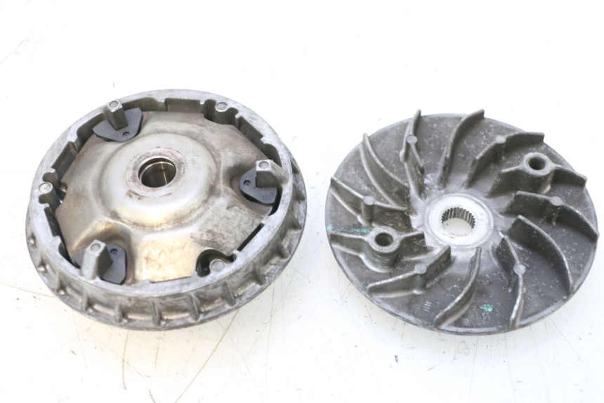photo de VARIATOR HONDA PCX (JF57/JF64) 125 (2014 - 2018) - Zoom op gebruiksstaat