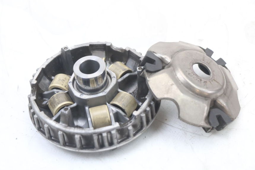 photo de VARIATOR PEUGEOT BELVILLE 125 (2017 - 2021) - Technische close-up