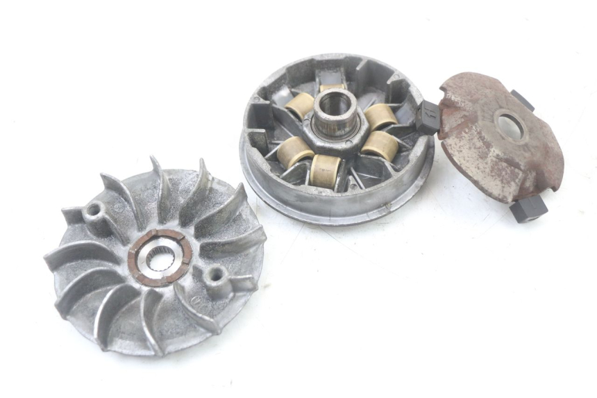 photo de VARIATOR PEUGEOT DJANGO 125 (2014 - 2017) - Detail van het onderdeel