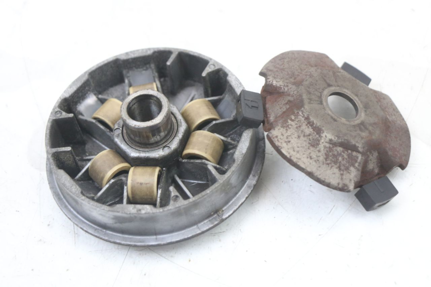 photo de VARIATOR PEUGEOT DJANGO 125 (2014 - 2017) - Zoom op gebruiksstaat