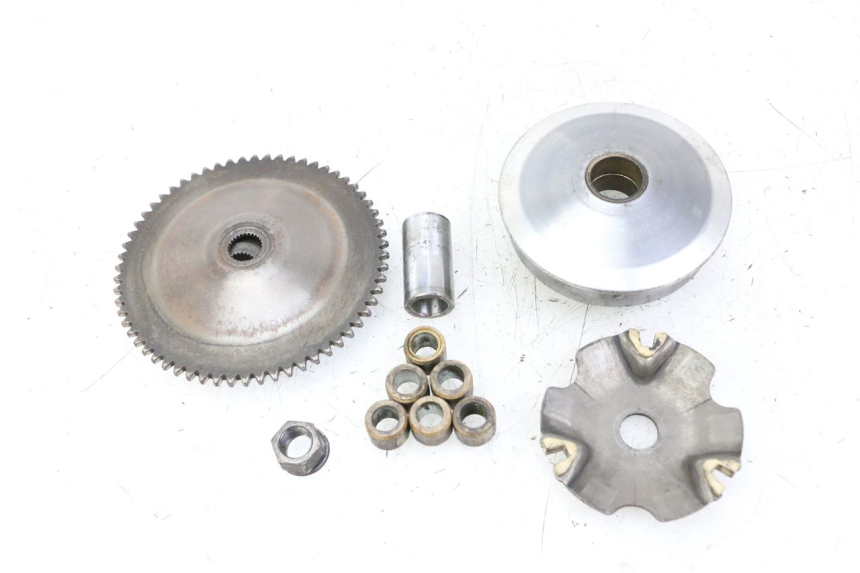 photo de VARIATOR PEUGEOT KISBEE 4T 50 (2010 - 2017) - Andere kijkhoek