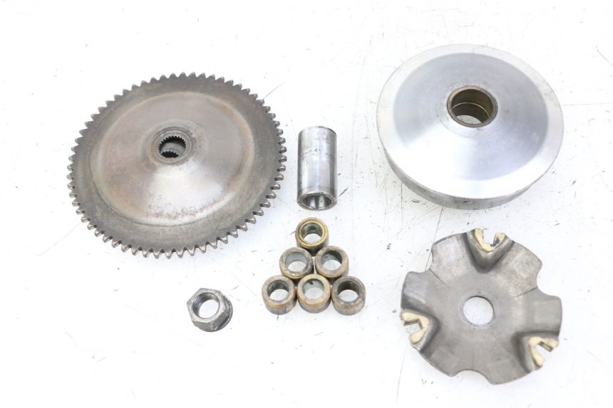 photo de VARIATOR PEUGEOT KISBEE 4T 50 (2010 - 2017) - Bevestigingspunten