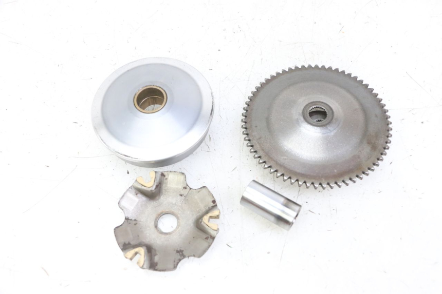 photo de VARIATOR PEUGEOT KISBEE 4T 50 (2010 - 2017) - Overzicht