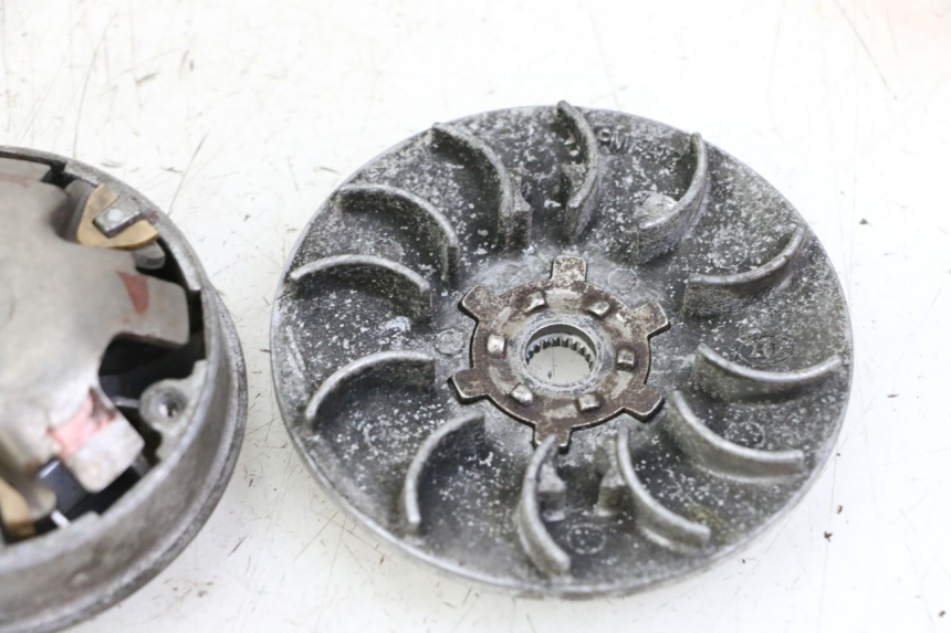 photo de VARIATOR PEUGEOT SPEEDFIGHT 3 LC 2T 50 (2009 - 2015) - Detail van het onderdeel