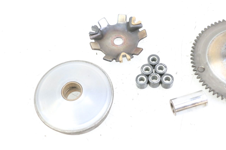 photo de VARIATOR PEUGEOT TKR TREKKER FURIOUS 50 (2005 - 2014) - Andere kijkhoek