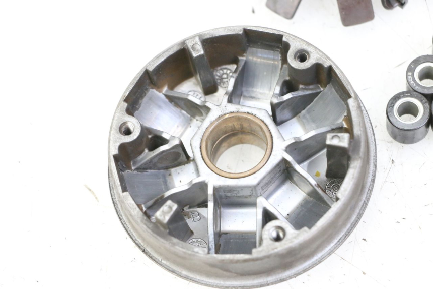 photo de VARIATOR PEUGEOT TKR TREKKER FURIOUS 50 (2005 - 2014) - Bevestigingspunten