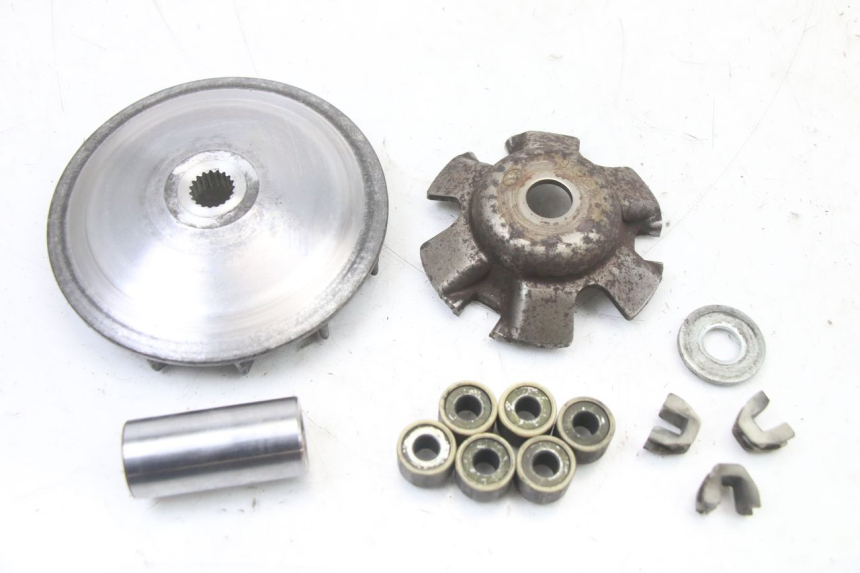 photo de VARIATOR PEUGEOT VIVACITY 125 (2010 - 2017) - Detail van het onderdeel