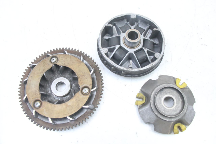 photo de VARIATOR PIAGGIO VESPA LX IE 125 (2010 - 2012) - Zoom op gebruiksstaat