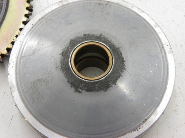 photo de VARIATOR PIAGGIO ZIP 4T 50 (2001 - 2008) - Zoom op gebruiksstaat