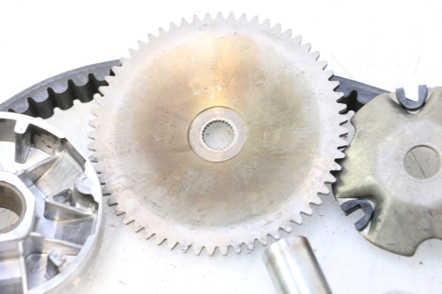 photo de VARIATOR JM MOTORS R-MAX TECH 50 (2024 - 2026) - Zoom op componenten