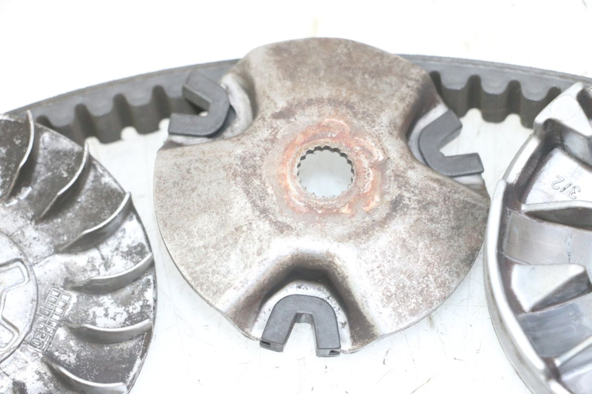 photo de VARIATOR APRILIA RALLY AC 50 (1995 - 2004) - Zoom op componenten