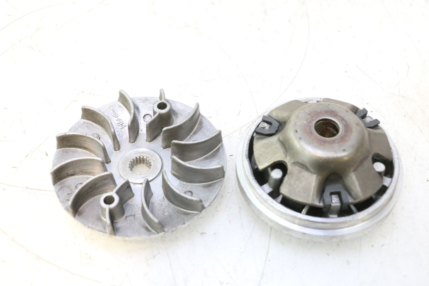 photo de VARIATOR YIYING RETRO 125 (2008 - 2018) - Detail van het onderdeel