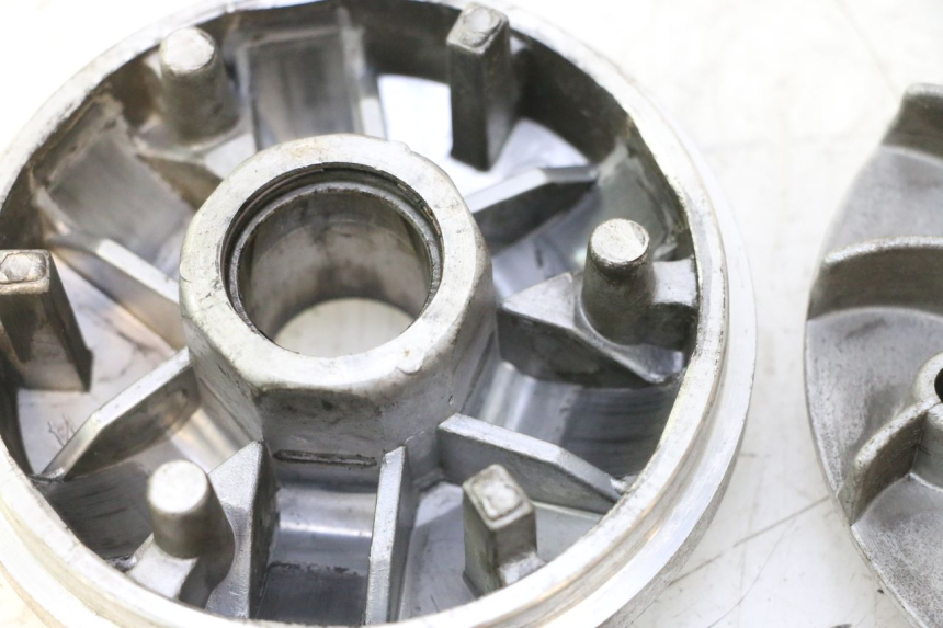 photo de VARIATOR YIYING RETRO 125 (2008 - 2018) - Kenmerkende details