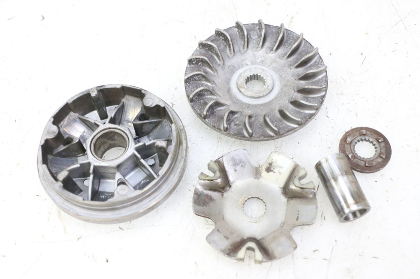 photo de VARIATOR PGO RODOSHOW 2T 50 (2003 - 2007) - Detail van het onderdeel