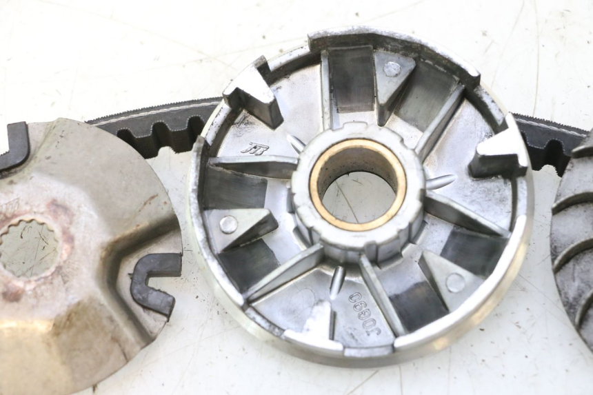 photo de VARIATOR TNT MOTOR ROMA 10' 2T 50 (2011 - 2018) - Kenmerkende details