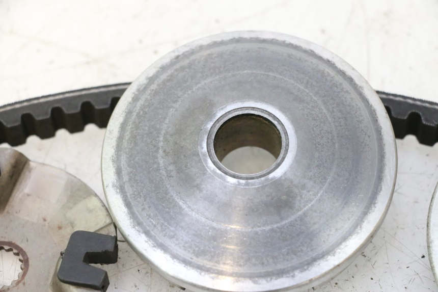 photo de VARIATOR TNT MOTOR ROMA 10' 2T 50 (2011 - 2018) - Bevestigingspunten