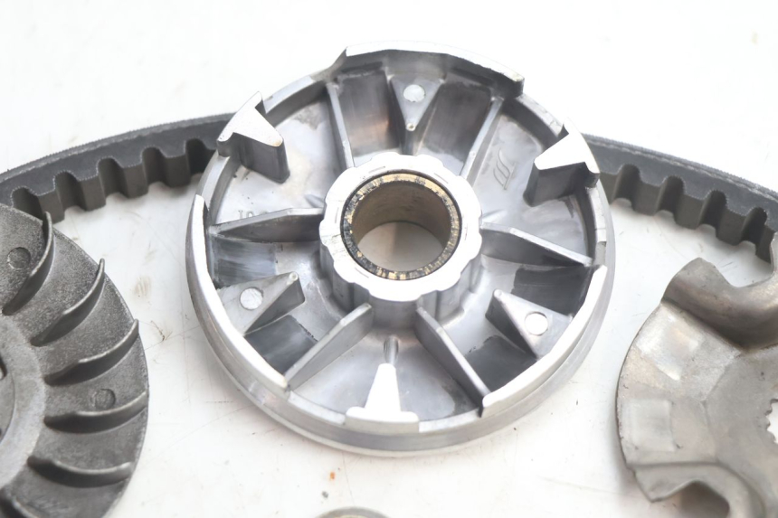 photo de VARIATOR TNT MOTOR ROMA 12' 2T 50 (2007 - 2018) - Zoom op gebruiksstaat