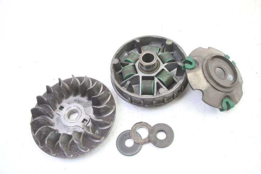 photo de VARIATOR PEUGEOT SATELIS 250 (2006 - 2012) - Zoom op gebruiksstaat