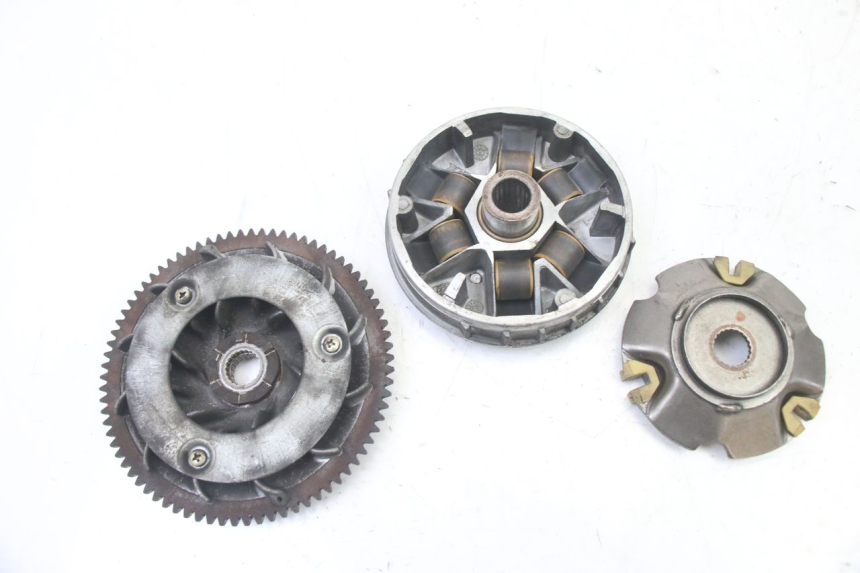 photo de VARIATOR APRILIA SCARABEO GT TOURING 125 (1999 - 2005) - Zoom op gebruiksstaat