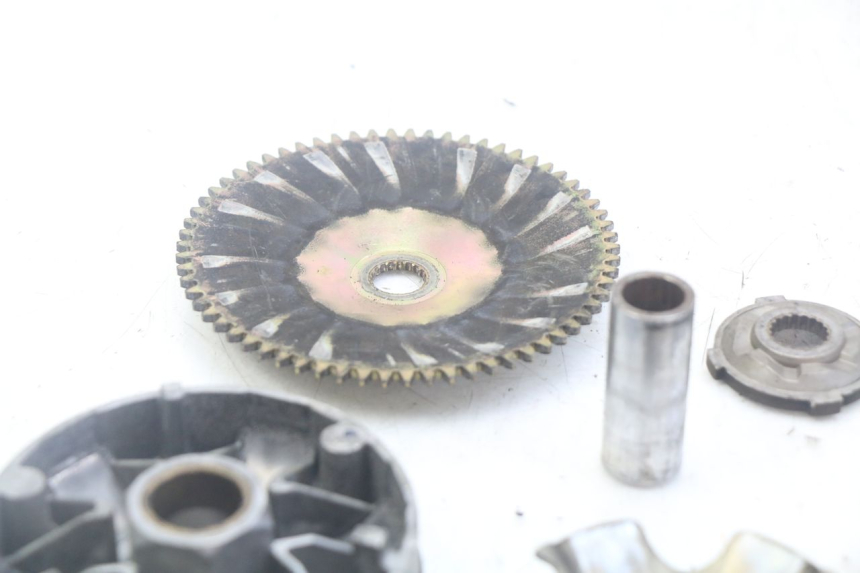 photo de VARIATOR APRILIA SCARABEO 100 (2003 - 2012) - Detail van het onderdeel